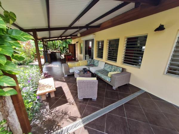 Maison à vendre    5 pièces • 243 m2 Cayenne