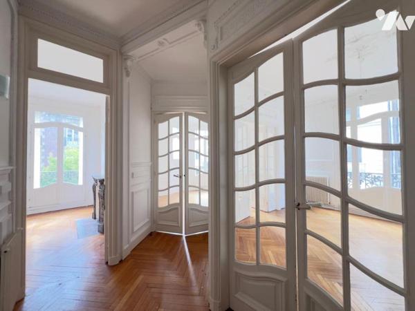 ROUEN - CARMES Certaines portes ne s'ouvrent qu'une fois.