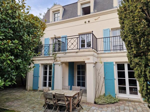 Magnifique Maison Cergy Port 9P 7ch 234m2