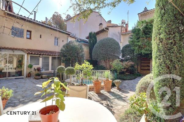 Maison à vendre  11 pièces - 260 m2 CARPENTRAS - 84