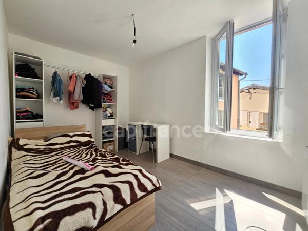 Maison à vendre 5 pièces 109 m² 4 chambres PANISSIERES (42)