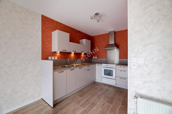 Maison -appartement81,5m2 terrasse/cabanon/parking2