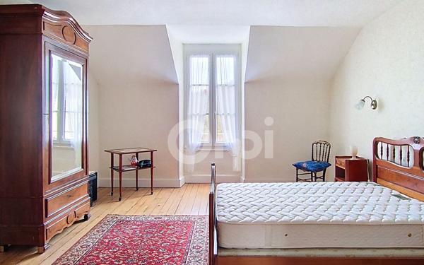 Maison à vendre    7 pièces •  Froncles