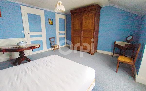 Maison à vendre    7 pièces •  Froncles