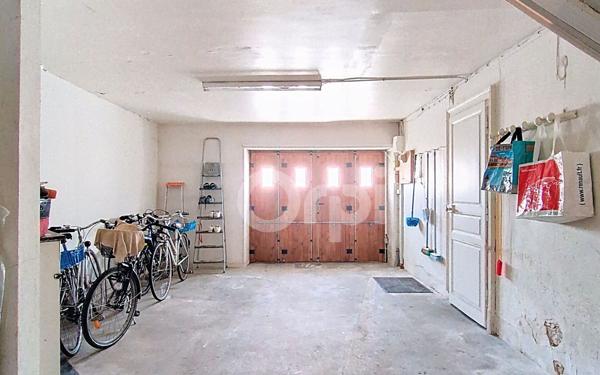 Maison à vendre    7 pièces •  Froncles