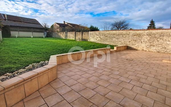 Maison à vendre    7 pièces •  Froncles