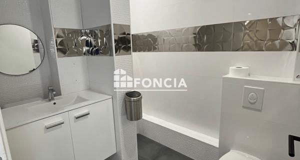 À vendre Local commercial 105 m² - Nice 06000
