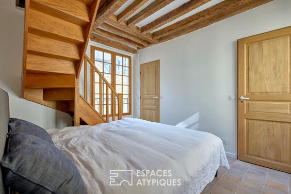 Appartement rénové sous les toits à deux pas de la Place des Vosges