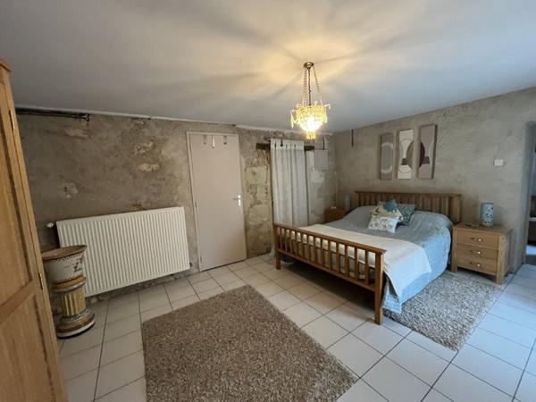 Maison à vendre 120 000 € Paulmy 5 p 144 m² DPE D