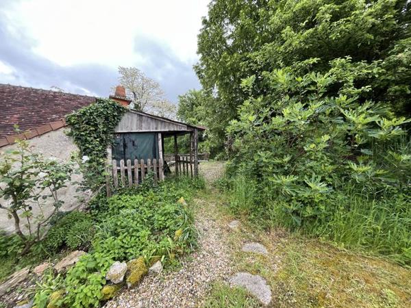 Maison à vendre 120 000 € Paulmy 5 p 144 m² DPE D