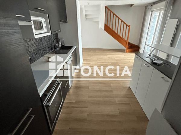 Location Appartement 4 pièces 75.1 m² - 55 RUE LOUIS JOYEUX Corbeil Essonnes 91100