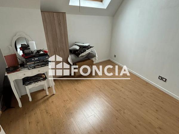 Location Appartement 4 pièces 75.1 m² - 55 RUE LOUIS JOYEUX Corbeil Essonnes 91100