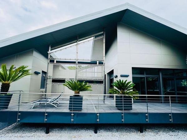 Villa d'exception 203 m2 - ARCACHON- MOULLEAU