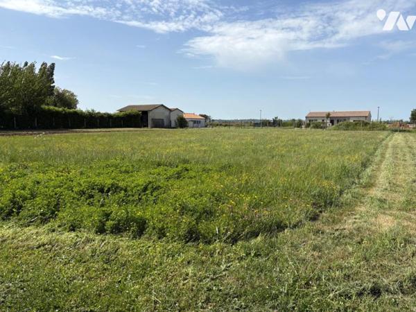 SAINTE NEOMAYE, parcelle de terrain de 1200 m² 