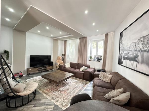 Appartement en triplex avec garage