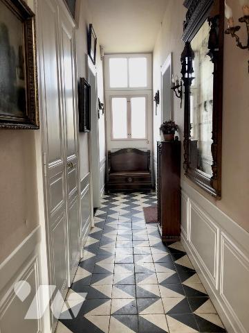 MAISON EN VENTE à ASNIERES SUR VEGRE avec dépendances et sur terrain 5545 m²