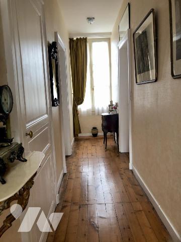 MAISON EN VENTE à ASNIERES SUR VEGRE avec dépendances et sur terrain 5545 m²