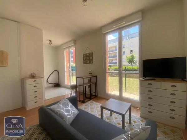 Appartement à louer 1 pièce 24.9m² Lucé (28110)