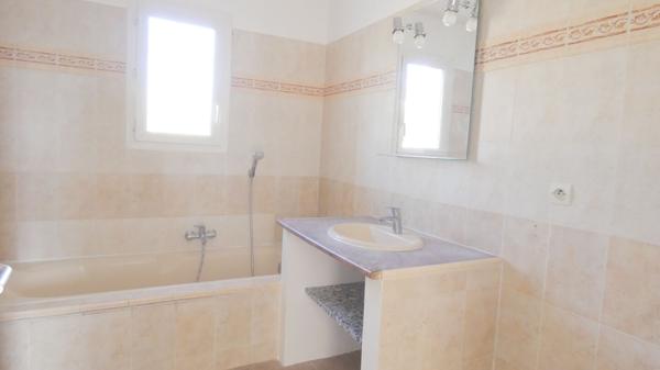 Maison Pierrefeu, 4 chambres 127 m2 1500 m² de terrain