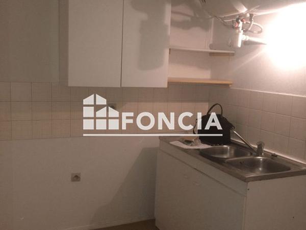 Location Appartement 2 pièces 45.9 m² - 45BIS RUE DE LA LOUVIERE Lille 59800