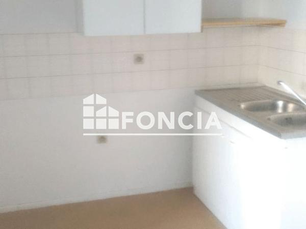 Location Appartement 2 pièces 45.9 m² - 45BIS RUE DE LA LOUVIERE Lille 59800