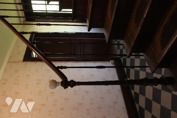 Maison ancienne d'environ début 1900 à rénover avec dépendances et jardin sur 438m² de terrain