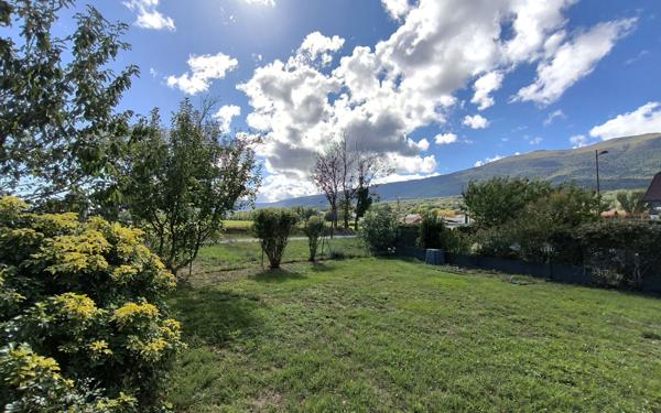 Maison à vendre    6 pièces • 114,23 m2 Thoiry