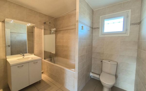 Maison à vendre    6 pièces • 114,23 m2 Thoiry