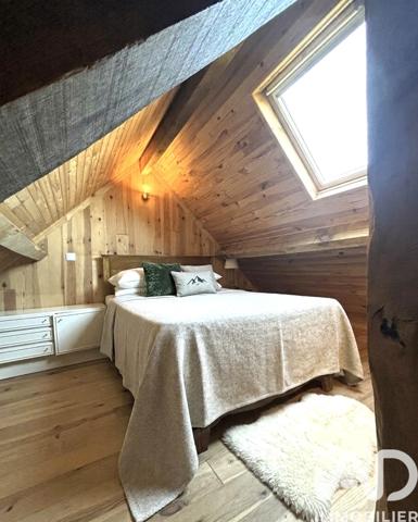 Maison à vendre 11 pièces 227 m² Gourdièges