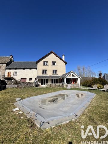 Maison à vendre 11 pièces 227 m² Gourdièges