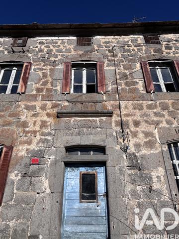 Maison à vendre 11 pièces 227 m² Gourdièges