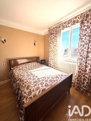 Maison à vendre 11 pièces 227 m² Gourdièges