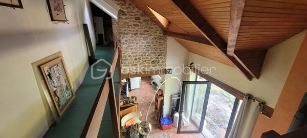 Maison en pierre de 143 m²