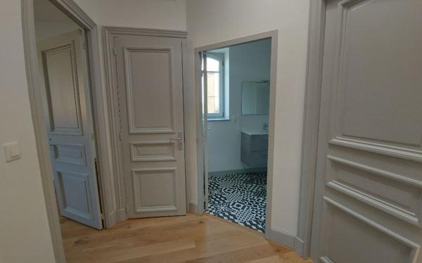Appartement à louer    3 pièces • 102,50 m2 Château-Thierry