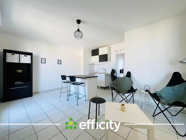 Appartement
         2 pièces
        - 37 m² 186 000 € *