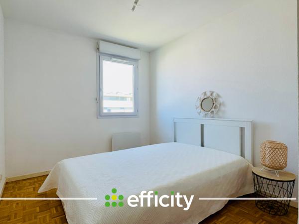Appartement
         2 pièces
        - 37 m² 186 000 € *