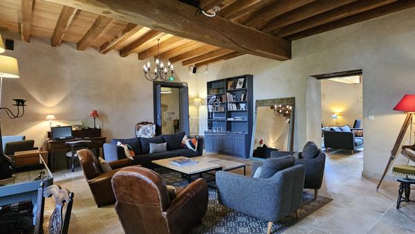 Lagraulet-du-Gers (32330) Magnifique propriété 12 pièces, 7 chambres et un appartement de 100m² - secteur Eauze