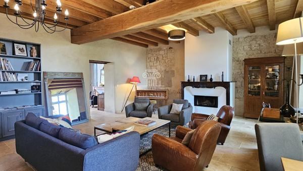 Lagraulet-du-Gers (32330) Magnifique propriété 12 pièces, 7 chambres et un appartement de 100m² - secteur Eauze