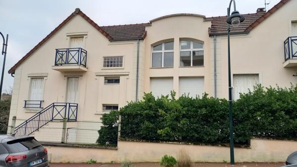 Maison 8 pièces - 196 m² Exclusivité efficity