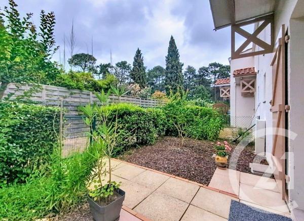 Maison à vendre  4 pièces - 51,91 m 2   ARCACHON  - 33
