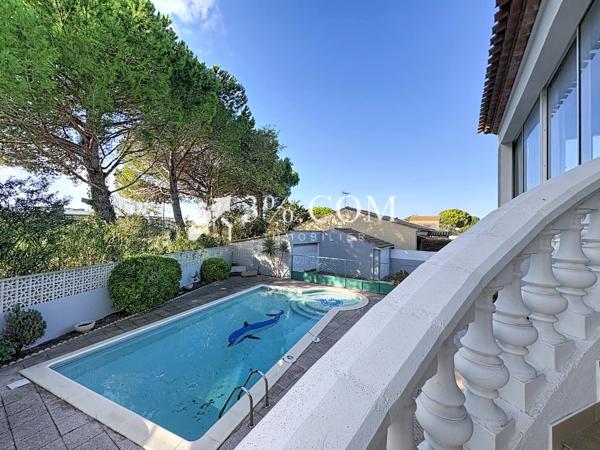 Maison 11 pièce(s) 5 chambre(s) 398 m²