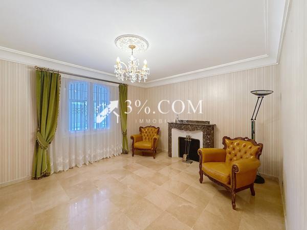 Maison 11 pièce(s) 5 chambre(s) 398 m²