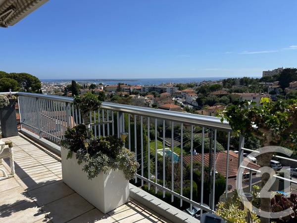 Appartement F4 à vendre  4 pièces - 162,19 m2 LE CANNET - 06