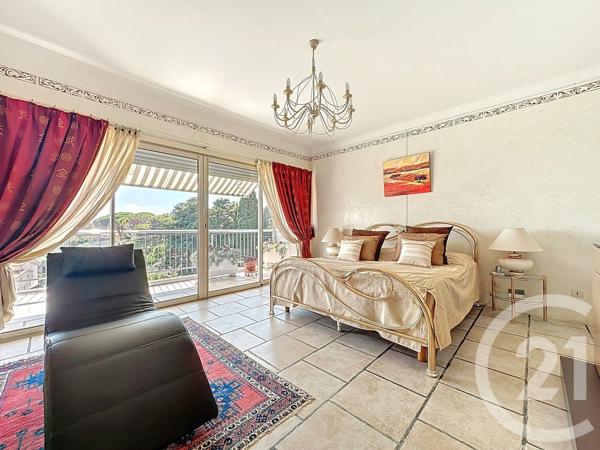 Appartement F4 à vendre  4 pièces - 162,19 m2 LE CANNET - 06