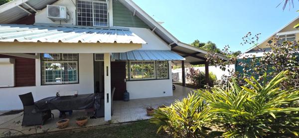 VILLA T5 à VENDRE à MONTJOLY