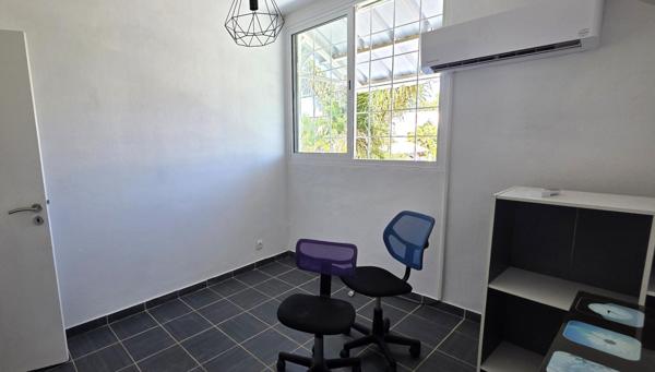 VILLA T5 à VENDRE à MONTJOLY