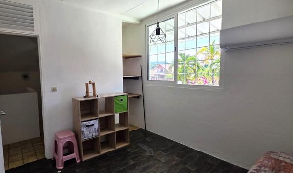 VILLA T5 à VENDRE à MONTJOLY