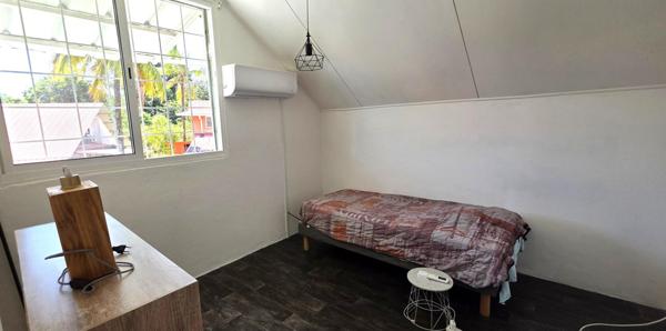 VILLA T5 à VENDRE à MONTJOLY