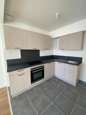 Appartement Castelnaudary 4 pièce(s) 77.76 m2