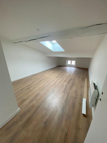 Appartement Castelnaudary 4 pièce(s) 77.76 m2